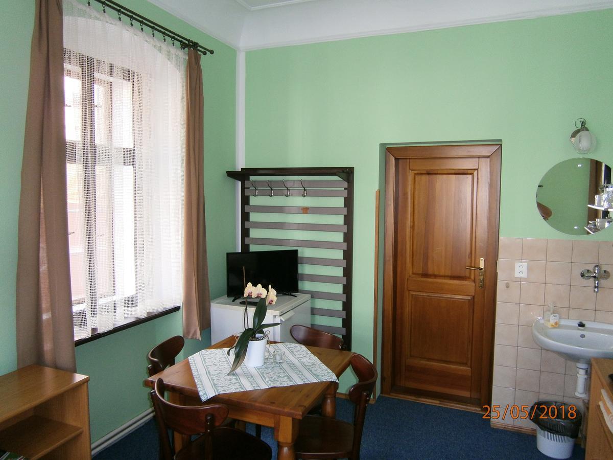Penzion Koudela Česká Kamenice Exteriör bild